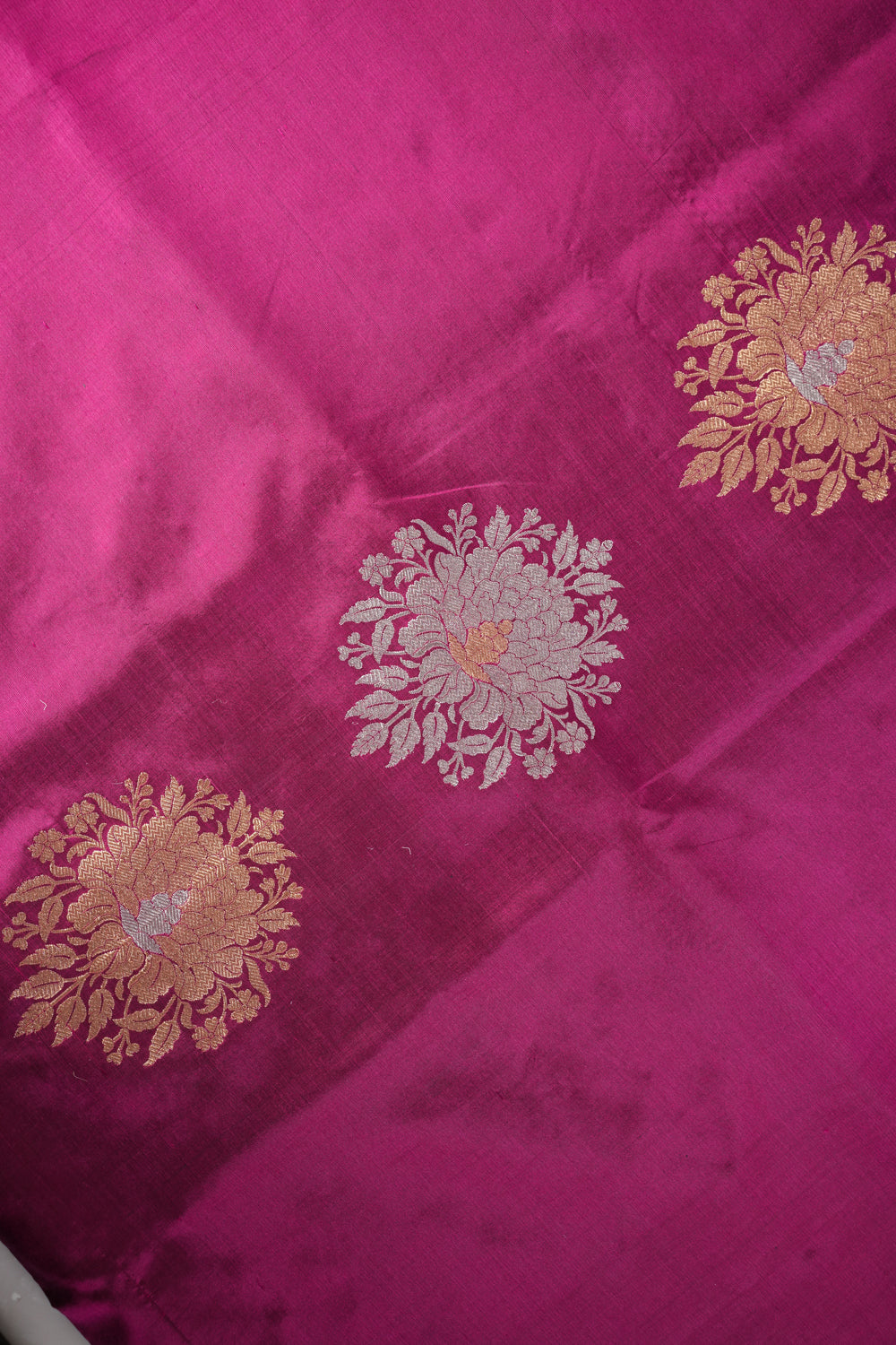 Magenta Pink Buta Katan Silk Handwoven Banarasi Co-ord set