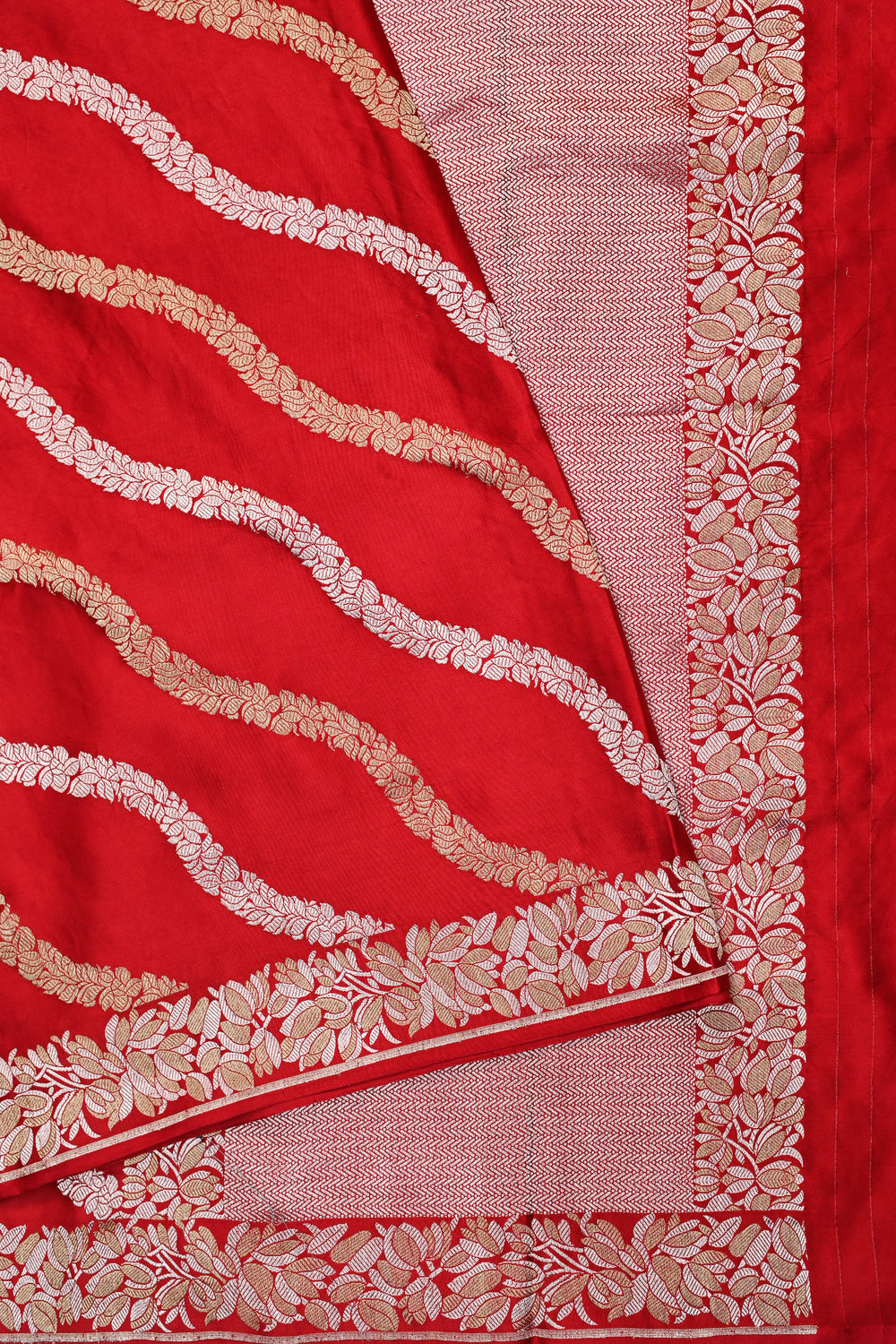 Crimson Red Sona Roopa Mashru Silk  Handwoven Banarasi Saree