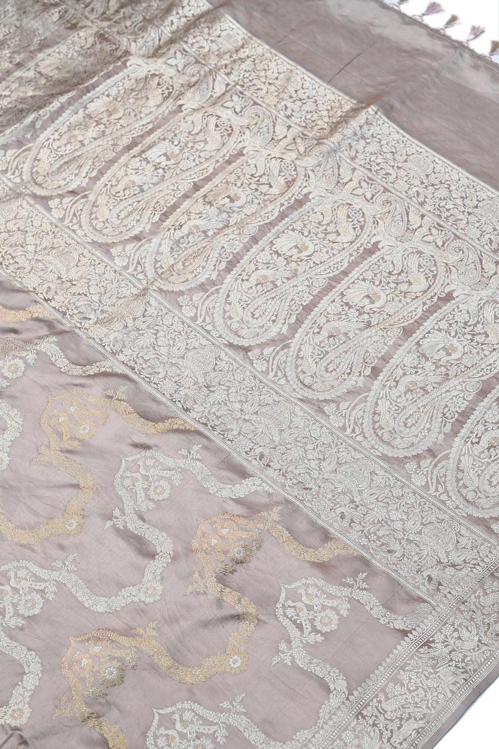 Salt White Sona Roopa Mashru Silk  Handwoven Banarasi Saree