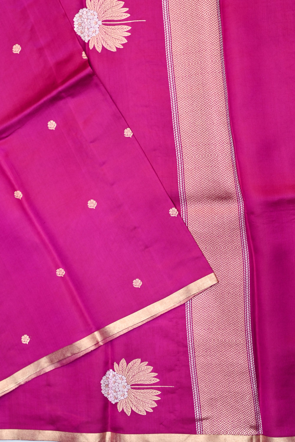 Magenta Pink Booti Soft Silk  Handwoven Banarasi Saree