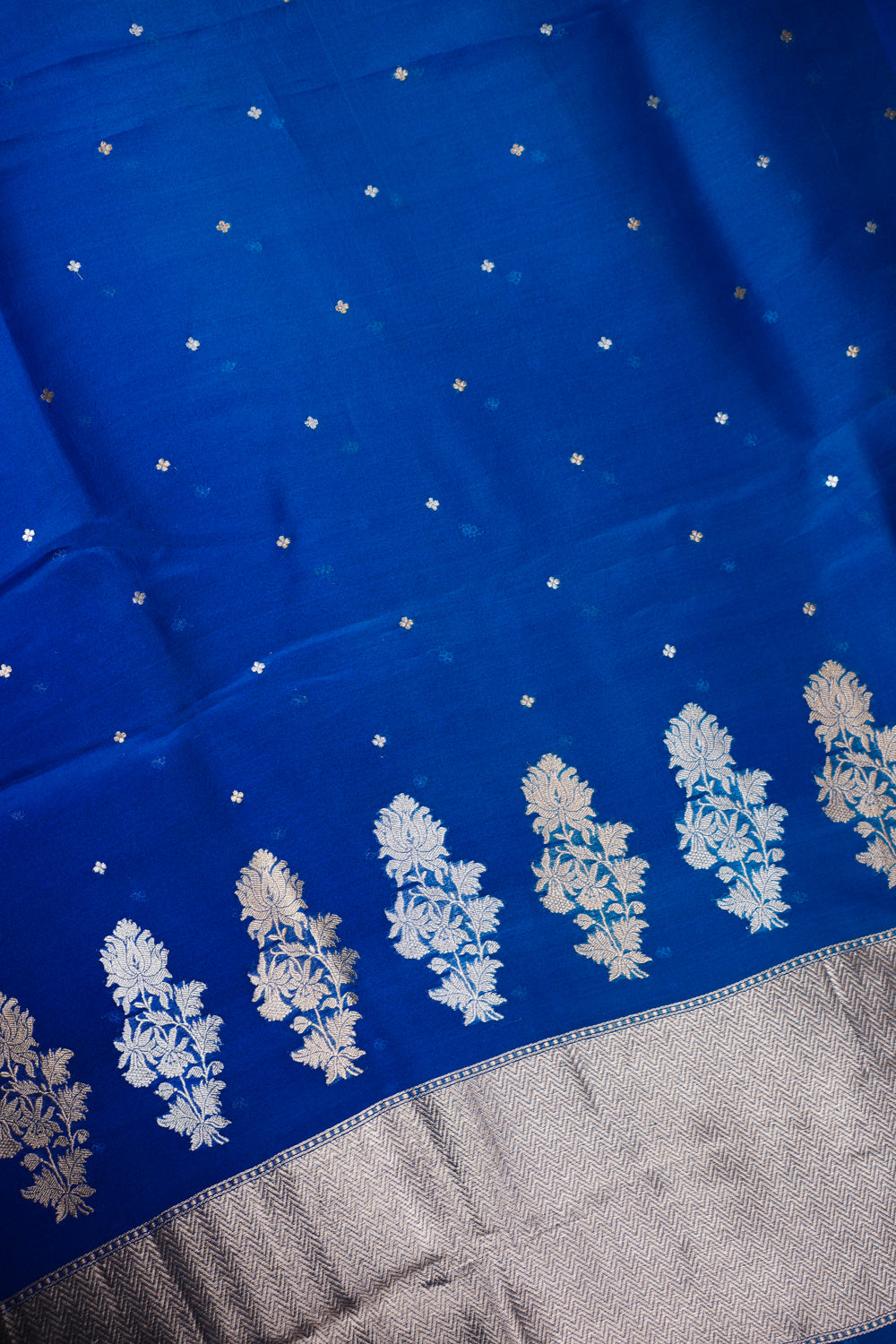 Shaded Blue Booti Breezy Organza Handwoven Banarasi Saree