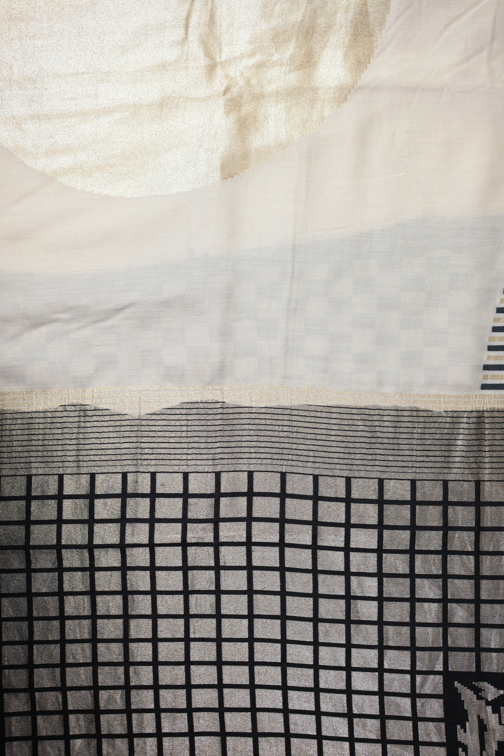 Linen White Geometric Moonga Silk Handwoven Banarasi Saree