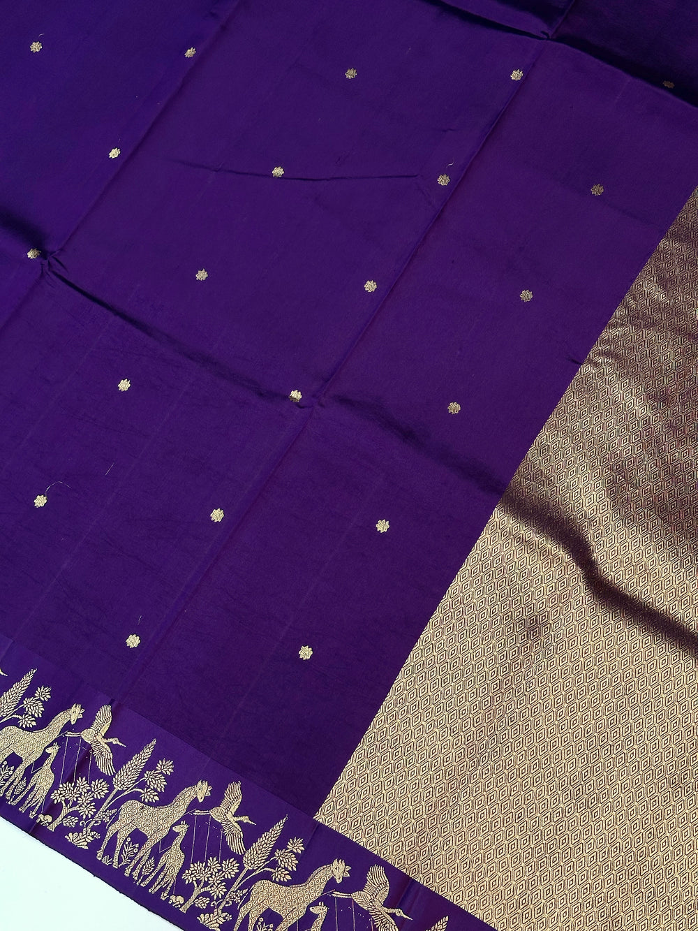 Deep Purple Motif Katan Silk Handwoven Banarasi Saree