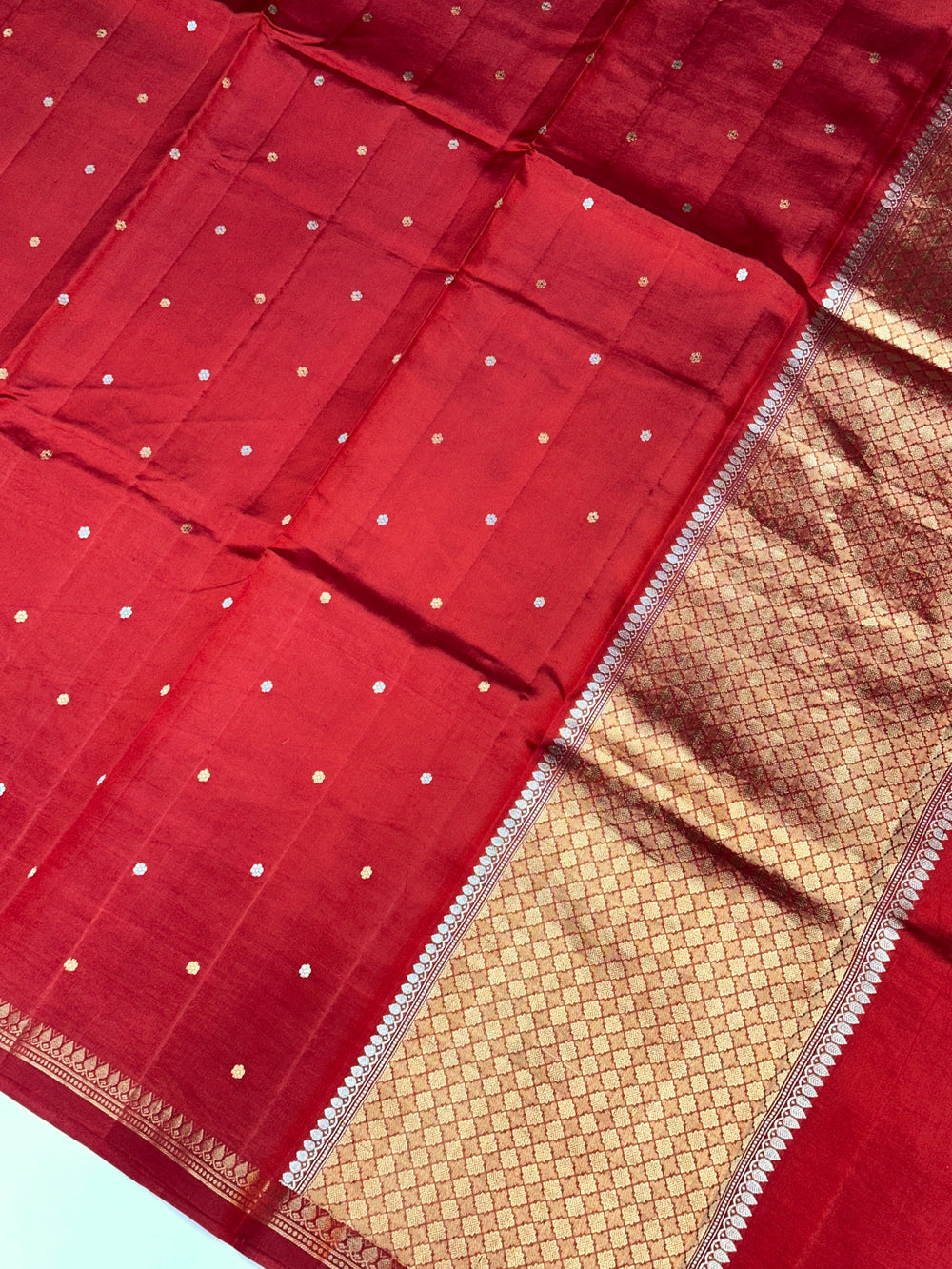 Crimson Red Sona Roopa Katan Silk Handwoven Banarasi Saree