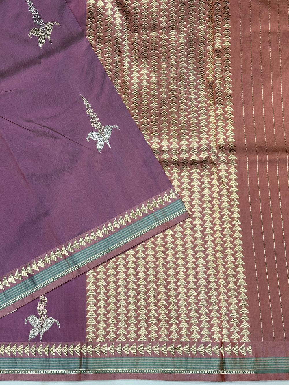 Mauve Pink Motif Katan Silk Handwoven Banarasi Saree