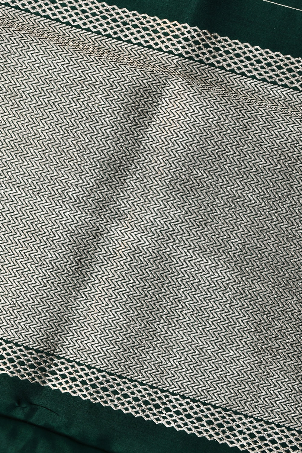 Pine Green Motif Katan Silk Handwoven Banarasi Saree