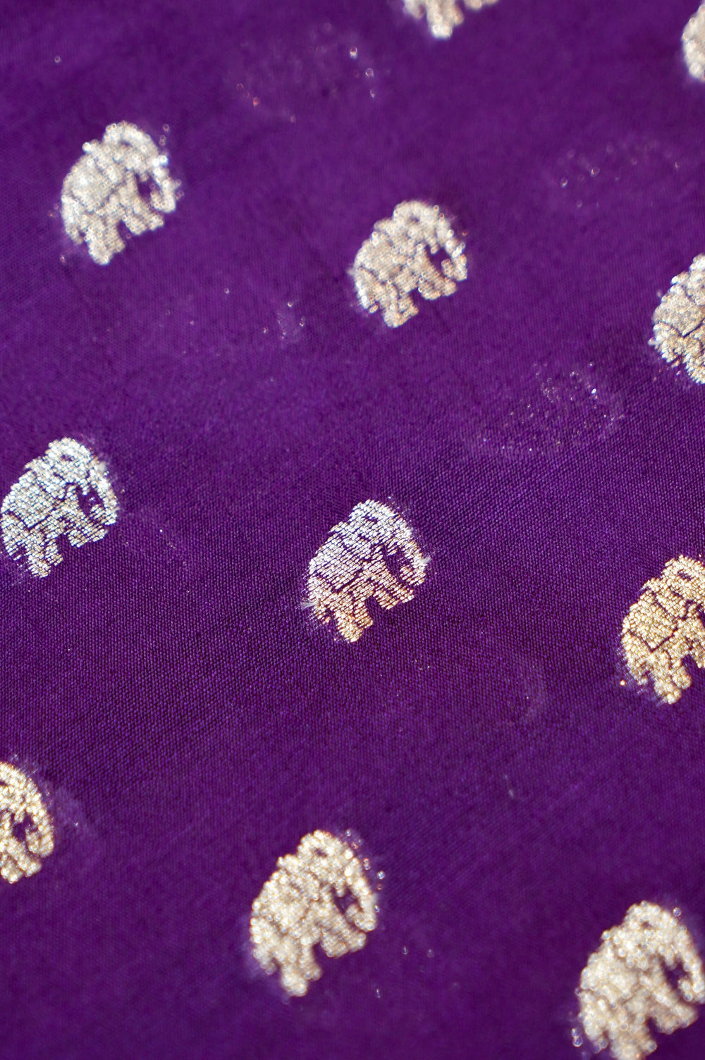 Wine Purple Booti Soft Silk Handwoven Banarasi Thaan
