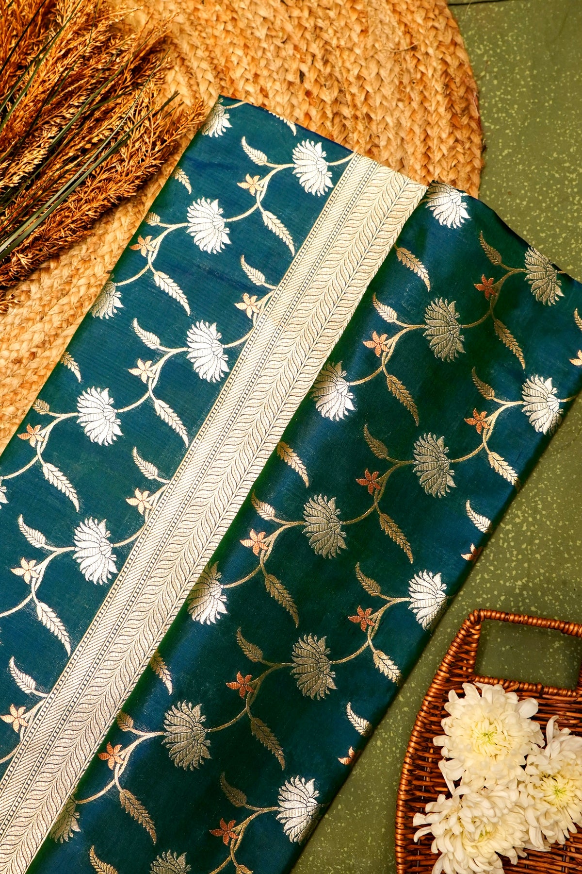 Handwoven Bottle Green Banarasi Katan Silk Saree