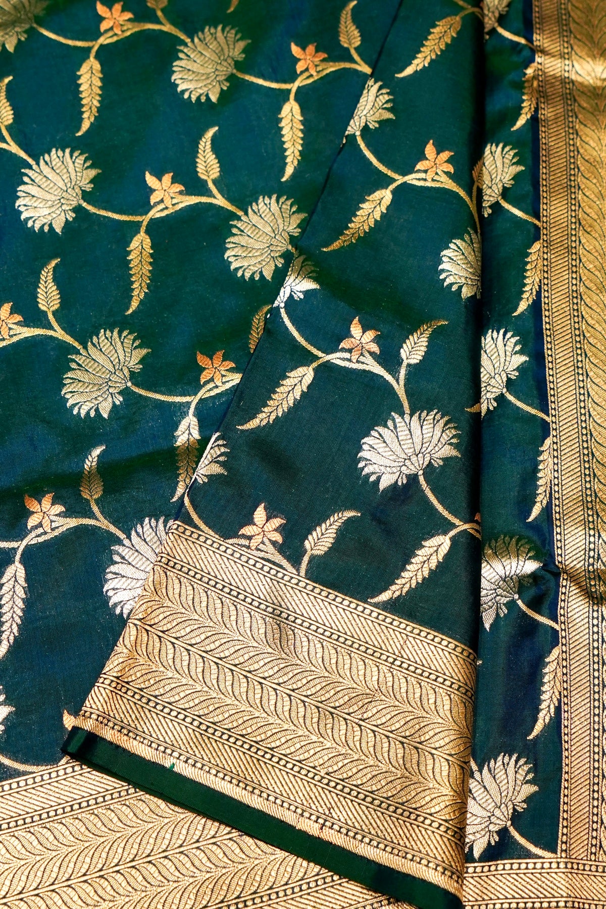 Handwoven Bottle Green Banarasi Katan Silk Saree