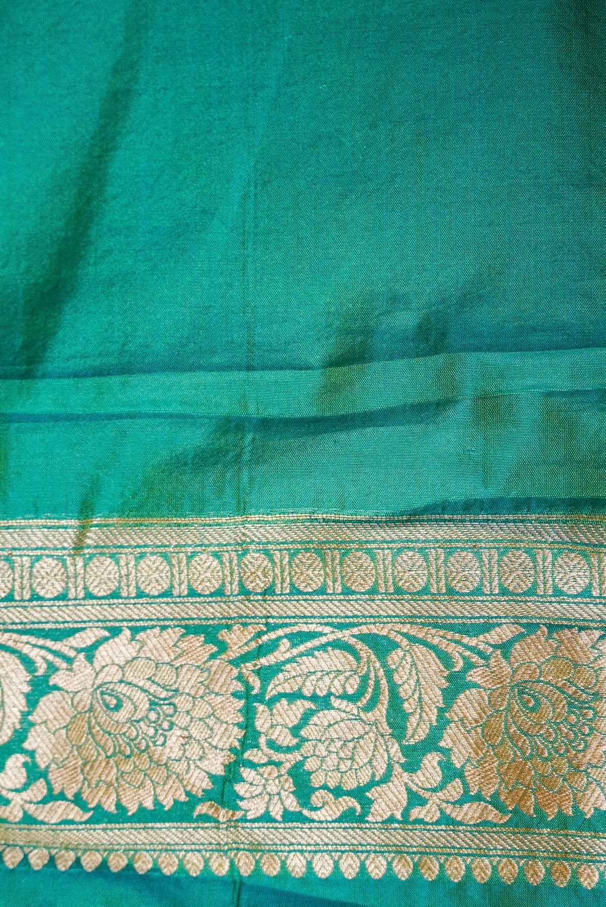 Handwoven Green Banarasi Meenakari Katan Silk Saree