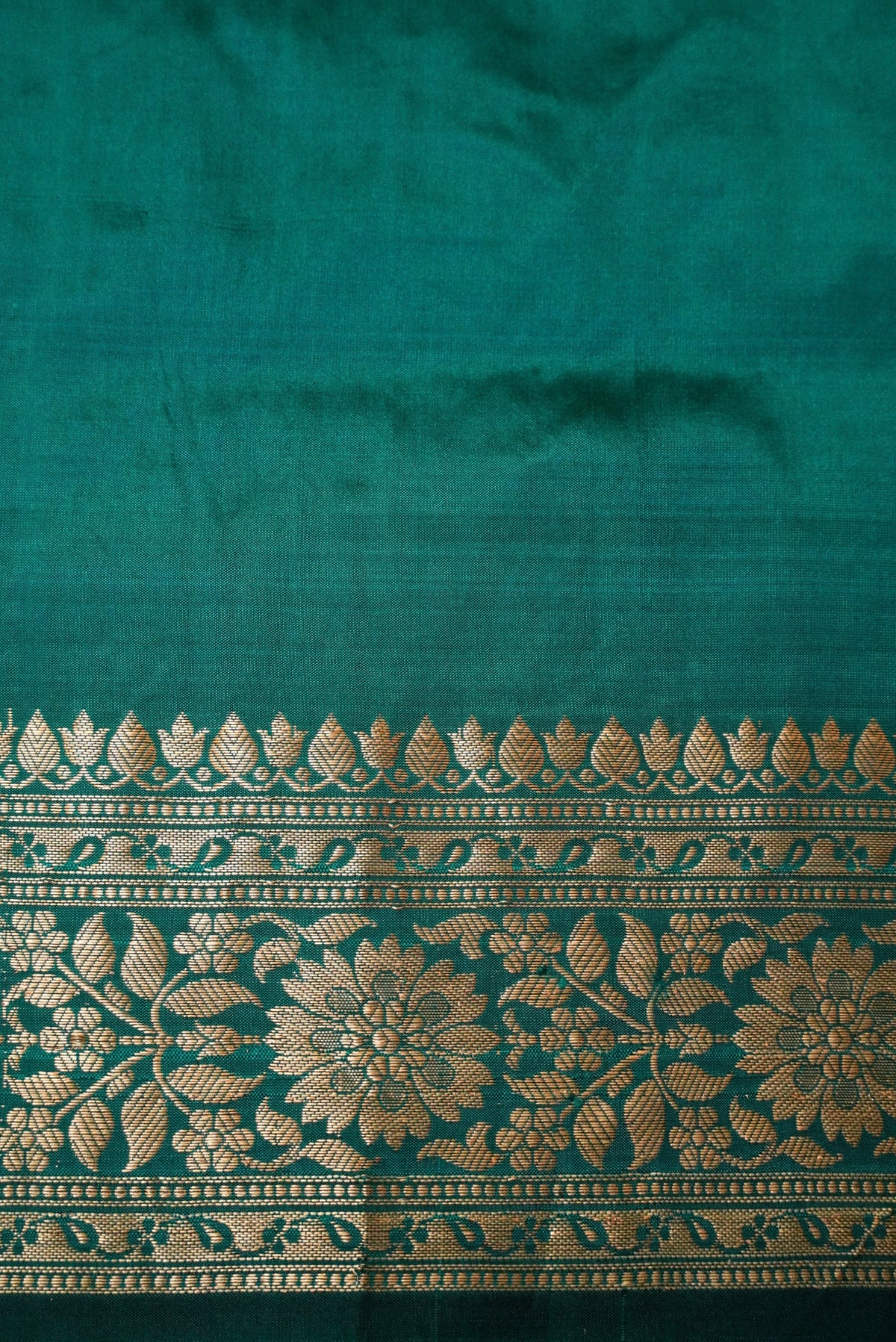 Handwoven Dark Green Banarasi Katan Silk Saree
