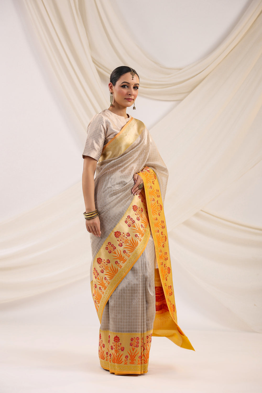 Handwoven Banarasi Grey Organza Saree
