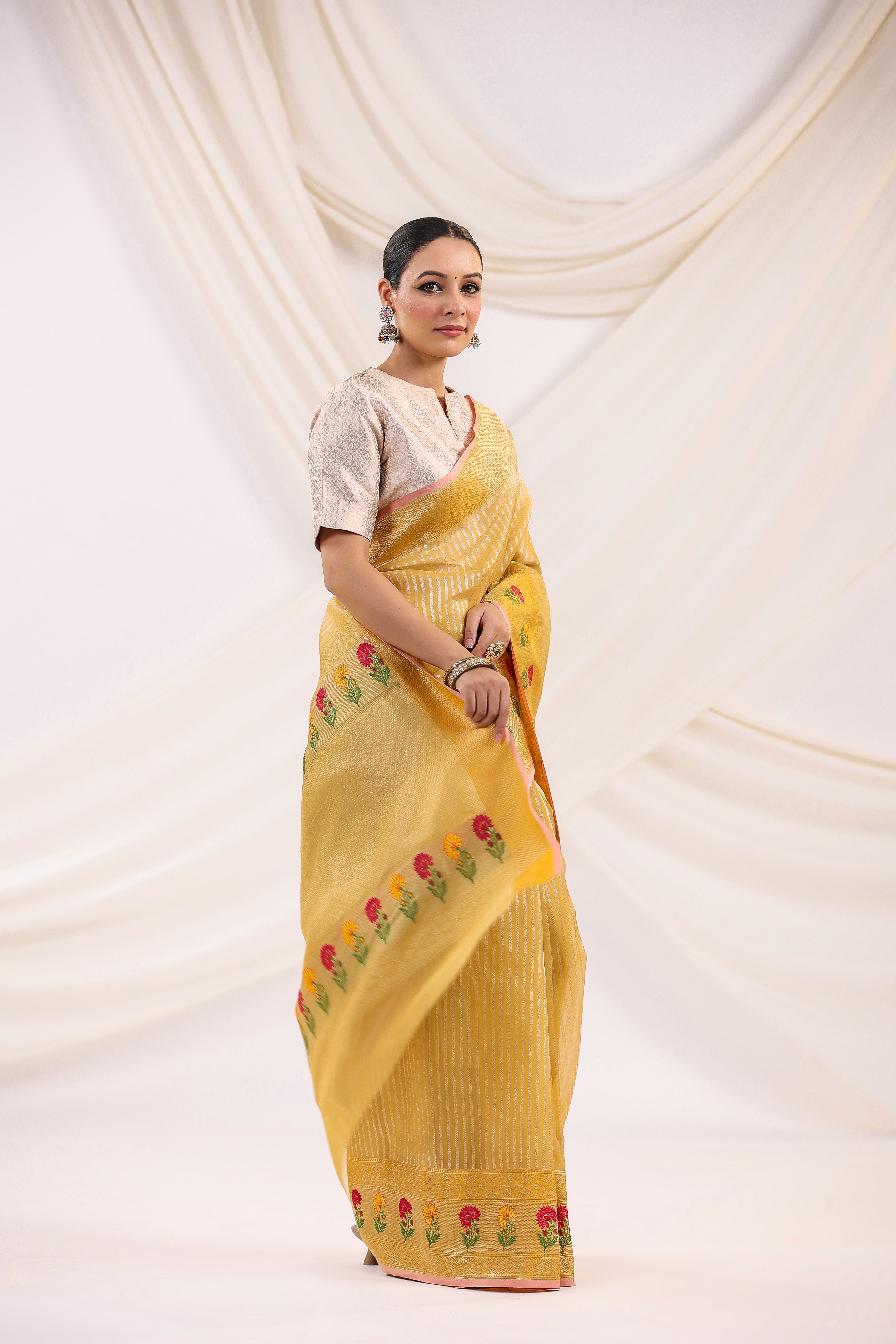 Women's Yellow Organza Woven Zari Work Traditional Tassle Saree - Sangam  Prints | Organza saree, Fancy sarees, Saree look