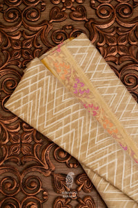 Handwoven Banarsi Yellowish Beige Silk Saree