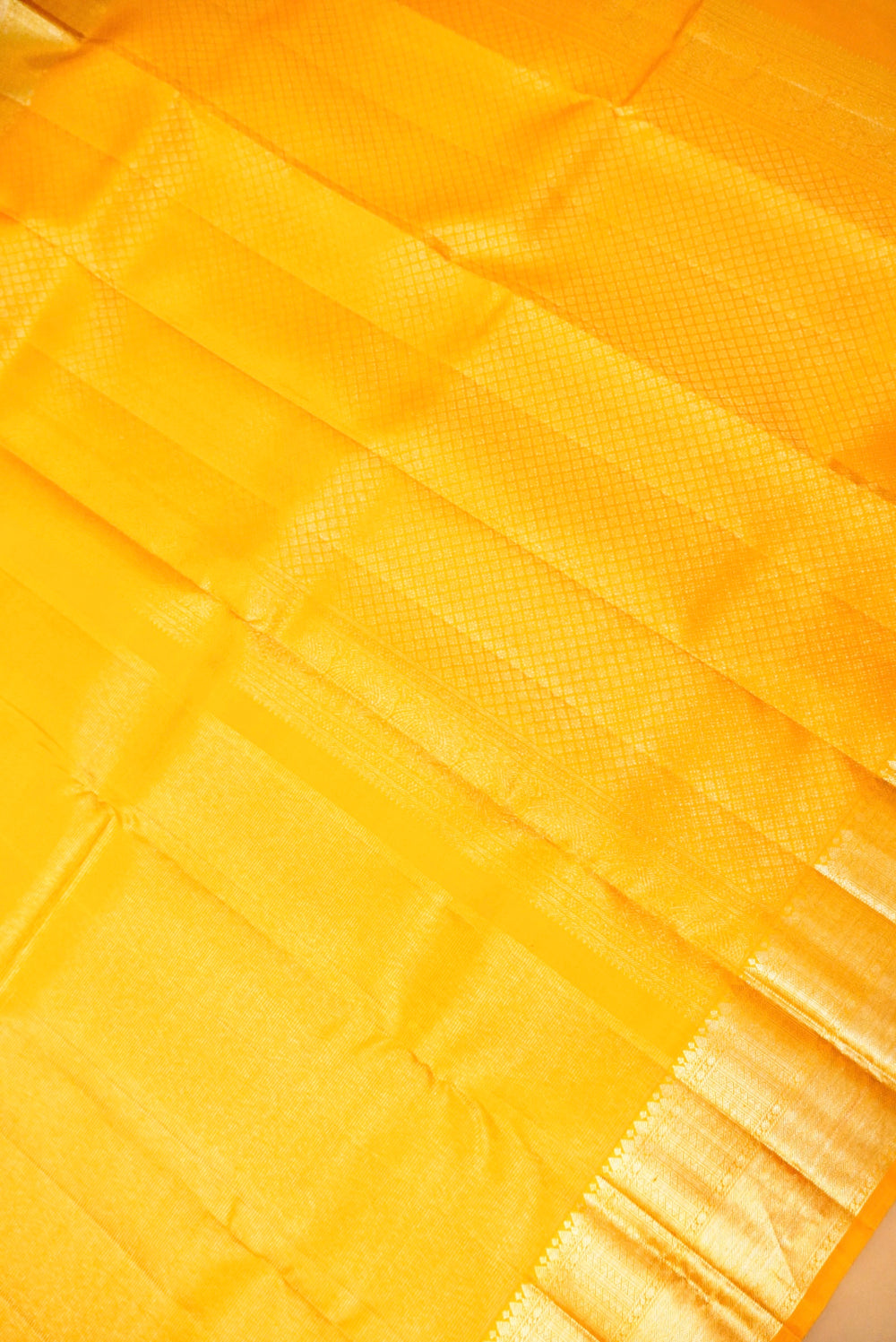 Handwoven Yellow  Banarasi kanjivaram Silk Saree