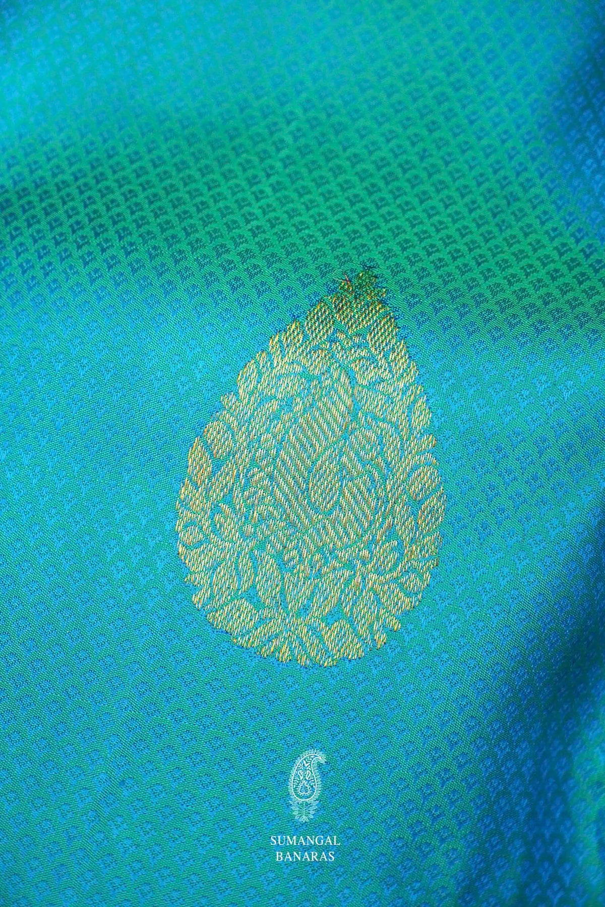 Handwoven Emerald Green Kanjivaram Katan Silk Saree