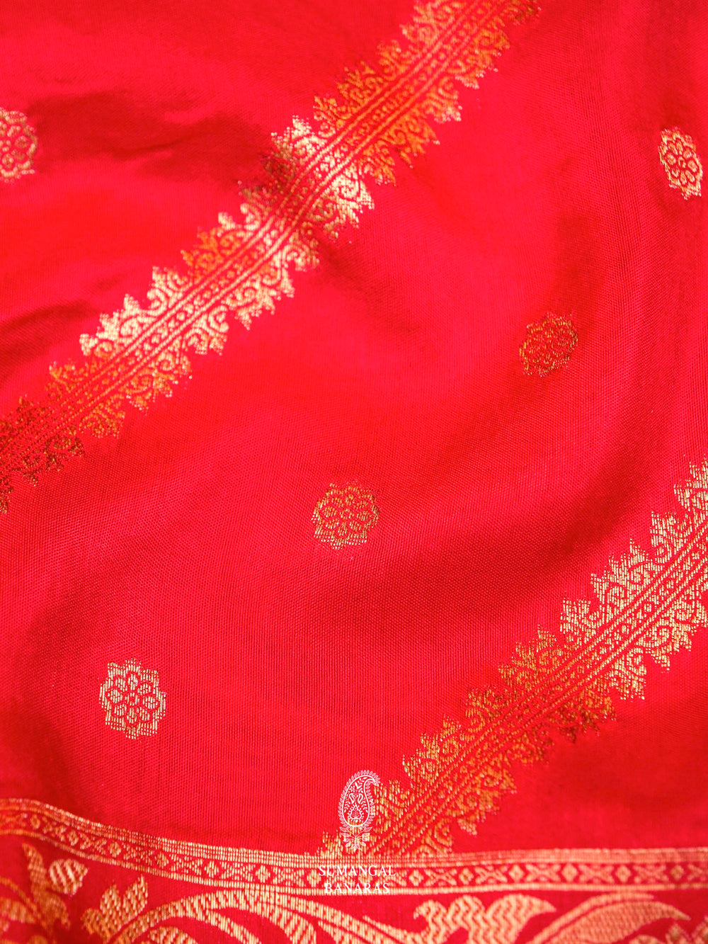Banarasi Red Blended Moonga Silk Saree