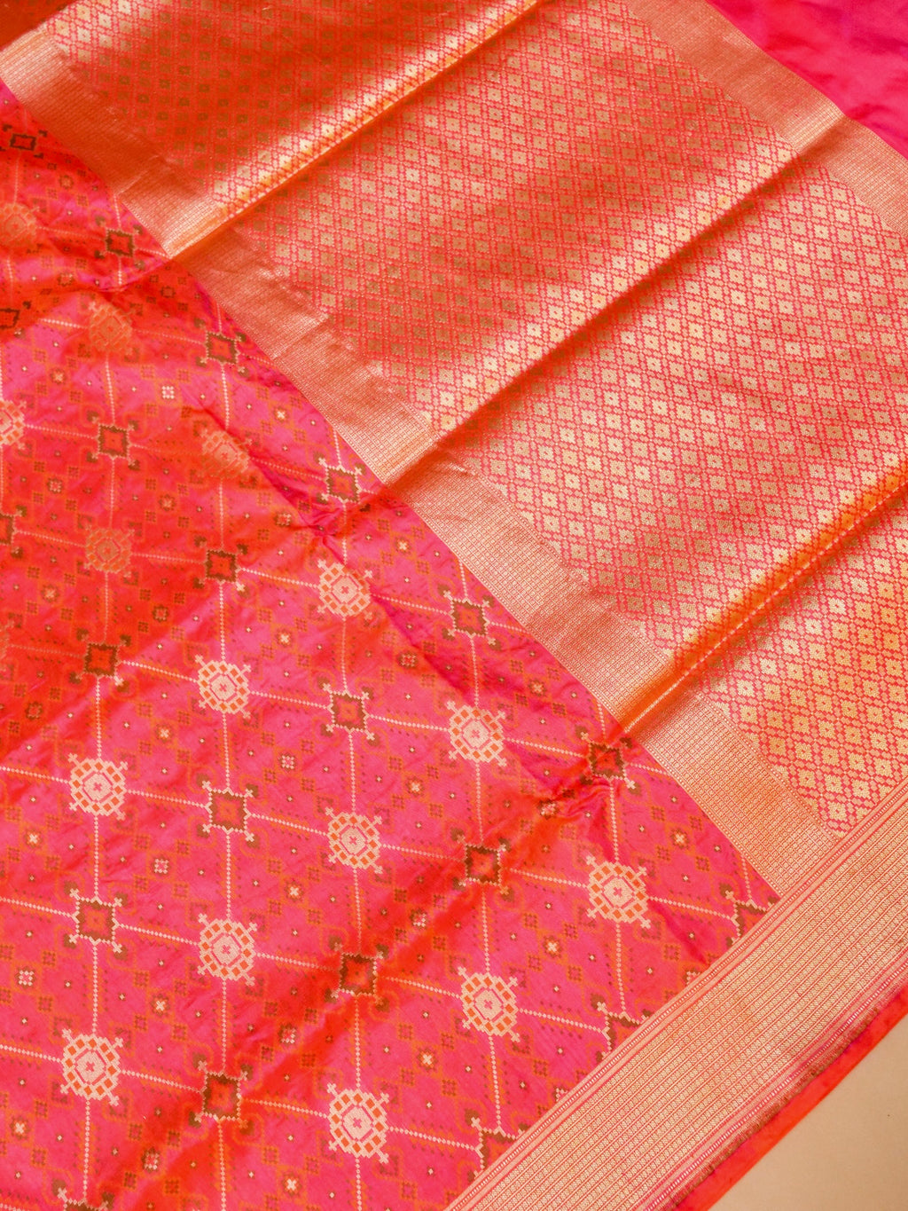 Handwoven Reddish Pink Banarasi Katan Silk  Saree