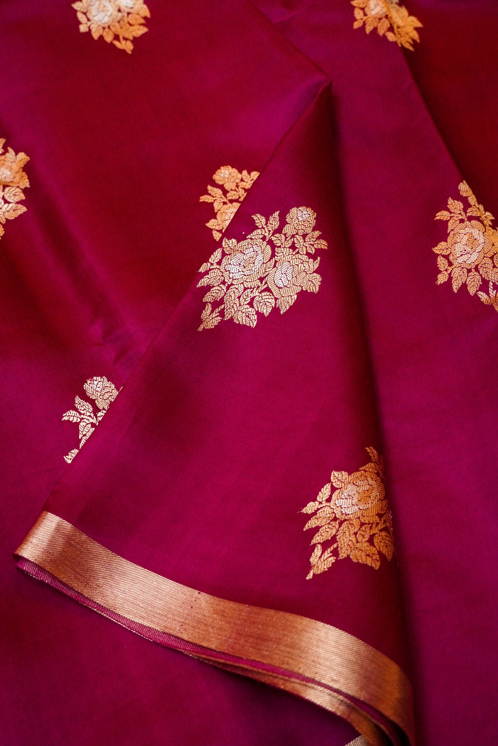 Handwoven Magenta Banarasi Mashru Silk Saree