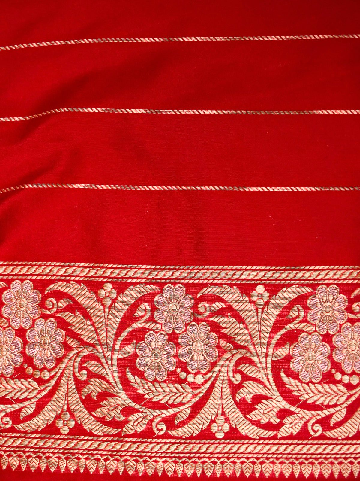 Handwoven REd Banarasi Katan Silk Saree