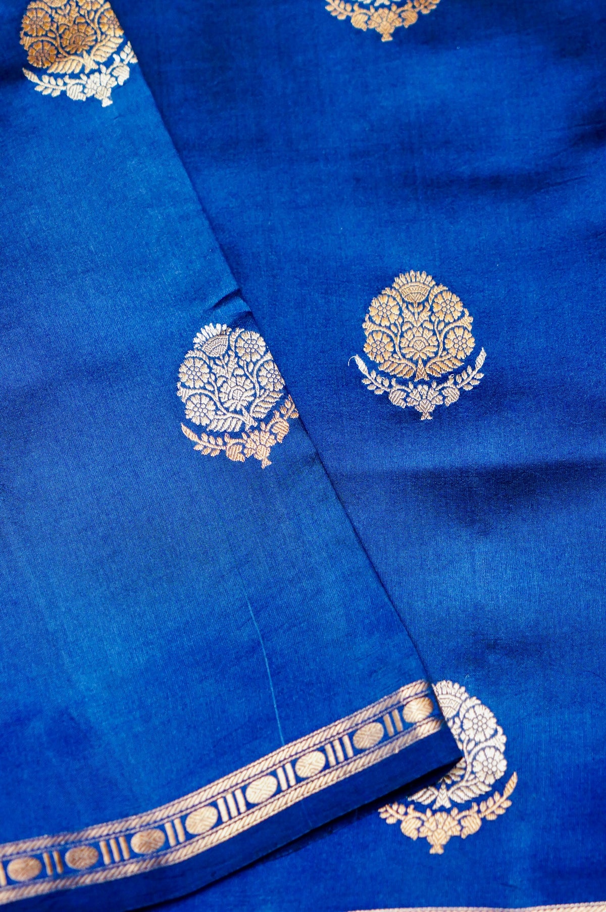Handwoven Blue Banarasi Katan Soft Silk Saree