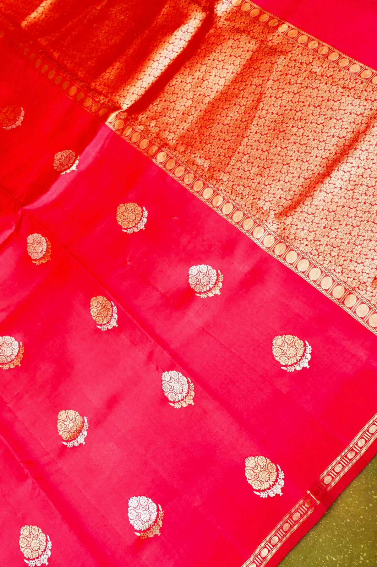 Handwoven Pink Banarasi Katan Soft Silk Saree