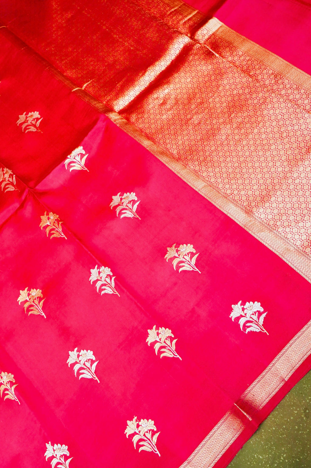 Handwoven Pink Banarasi Katan Soft Silk Saree
