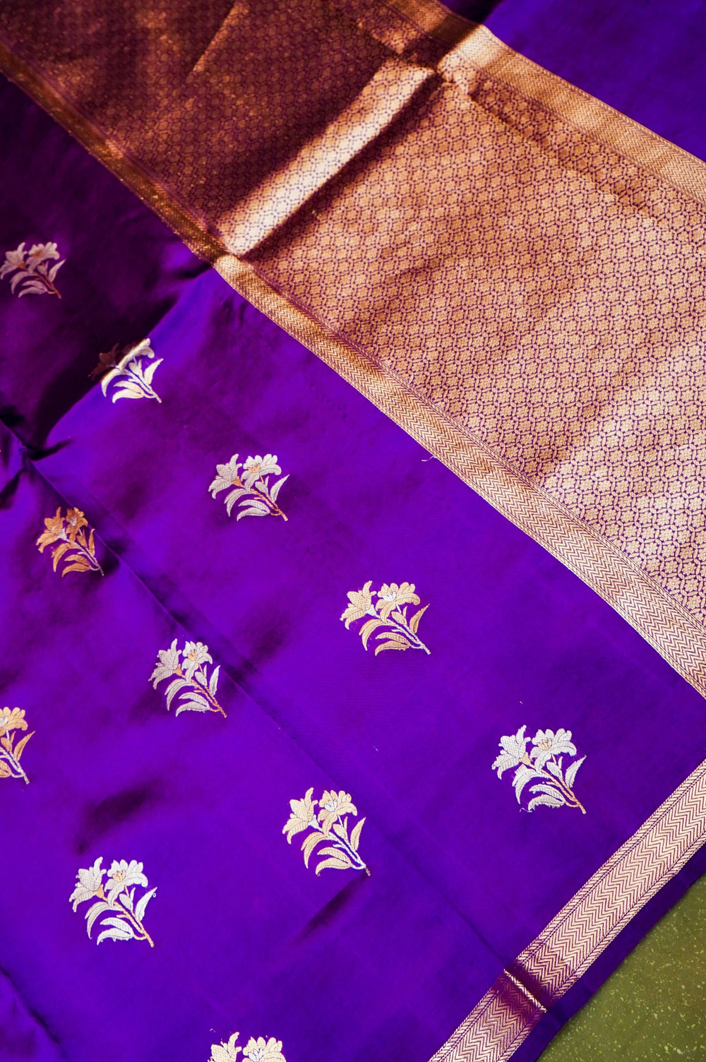 Handwoven Purple Banarasi Katan Soft Silk Saree