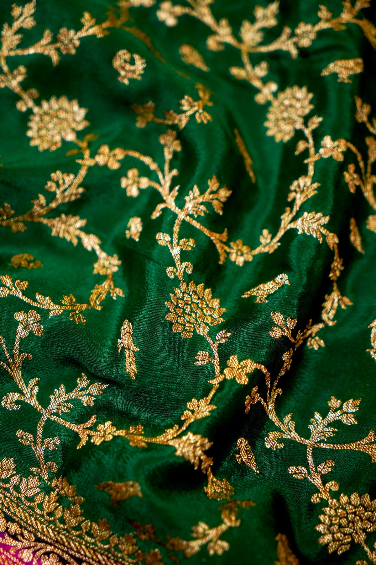 Handwoven Dark Green Banarasi Crape Georgette Saree