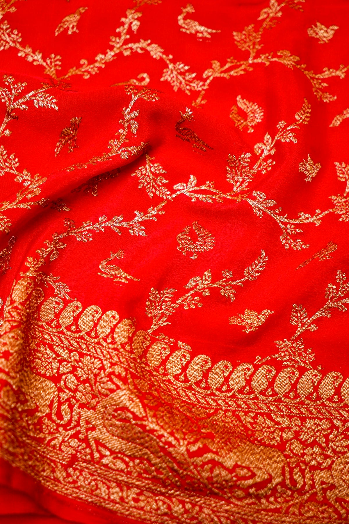 Handwoven Red Banarasi Crape Georgette Saree