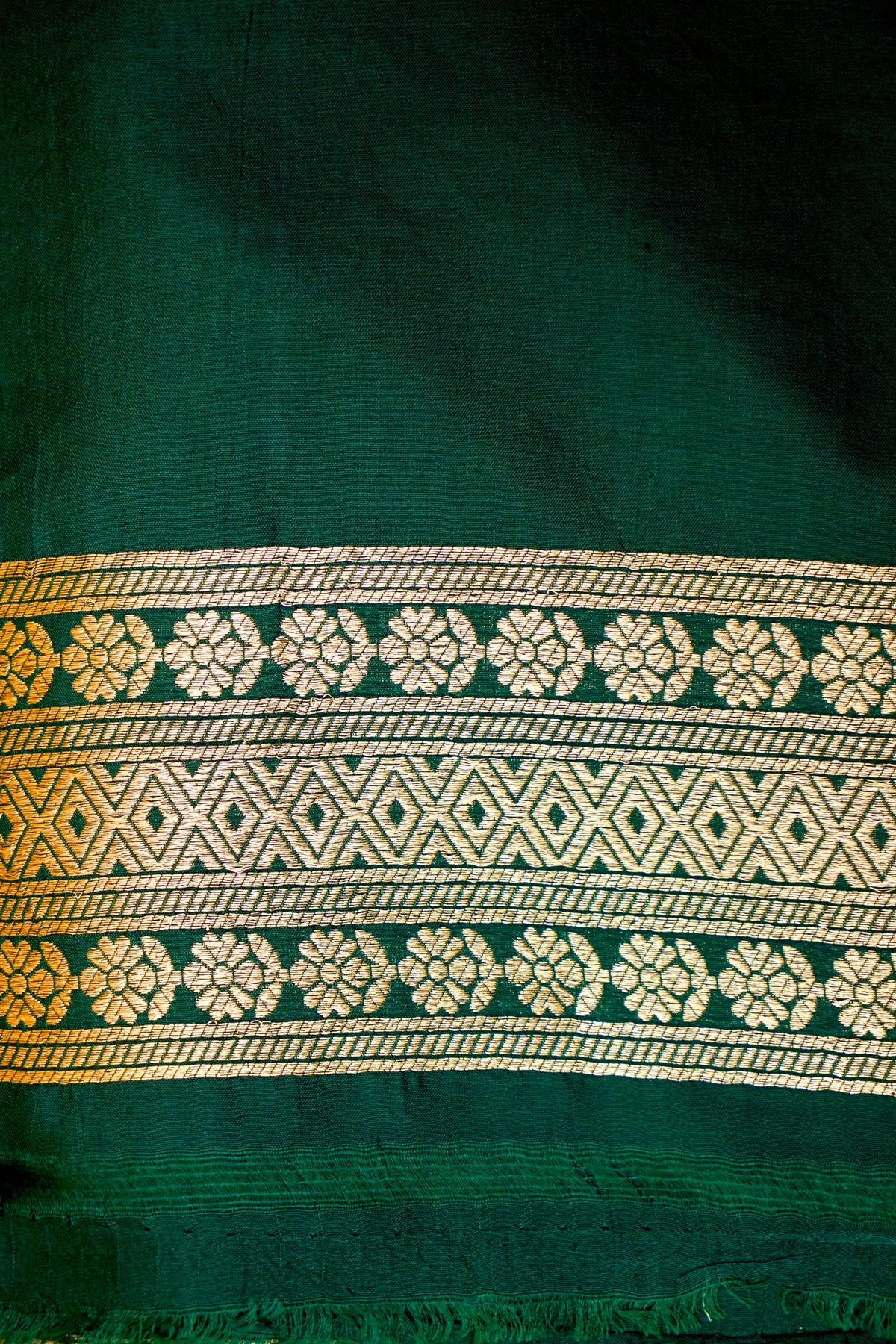 Handwoven Bottle Green Banarasi Katan Silk Saree