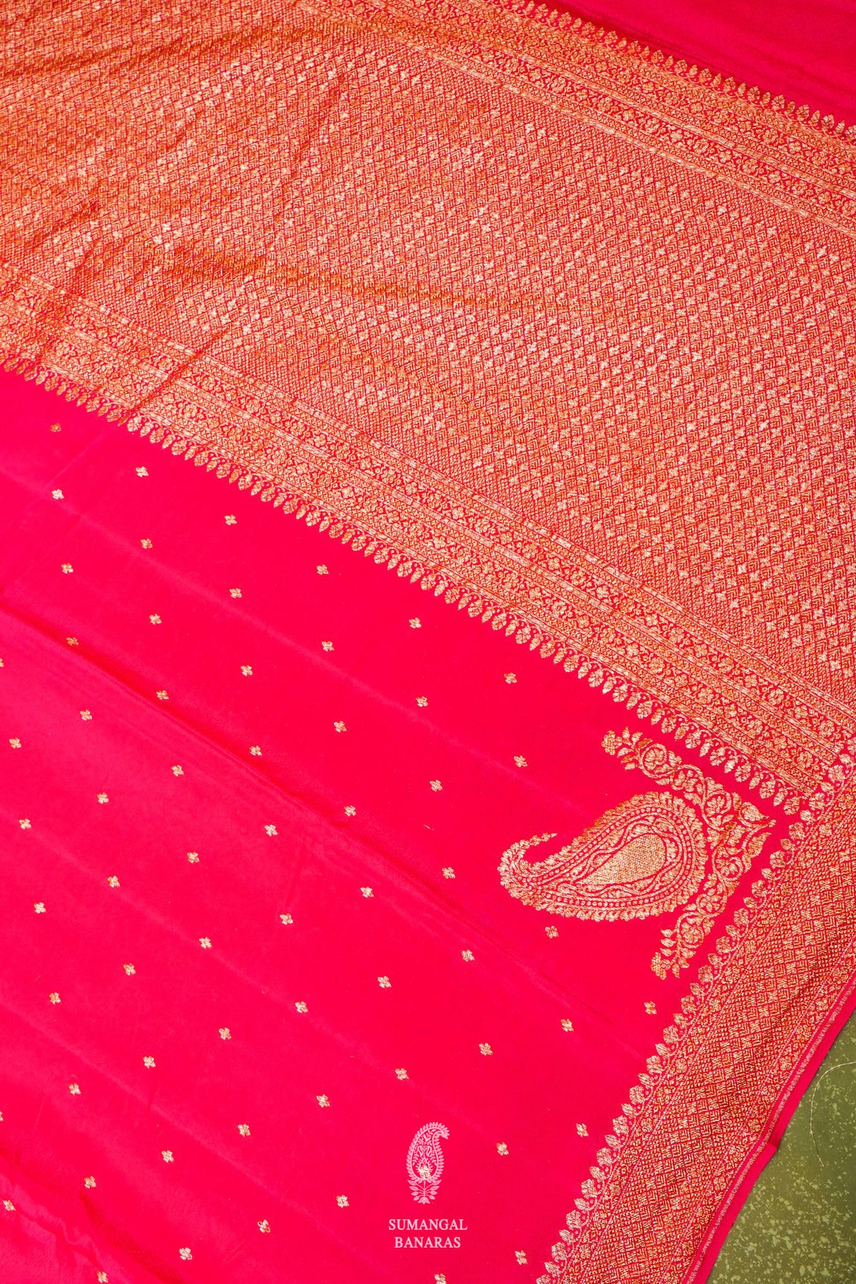 Handwoven Pink Banarasi Crepe Georgette  Saree