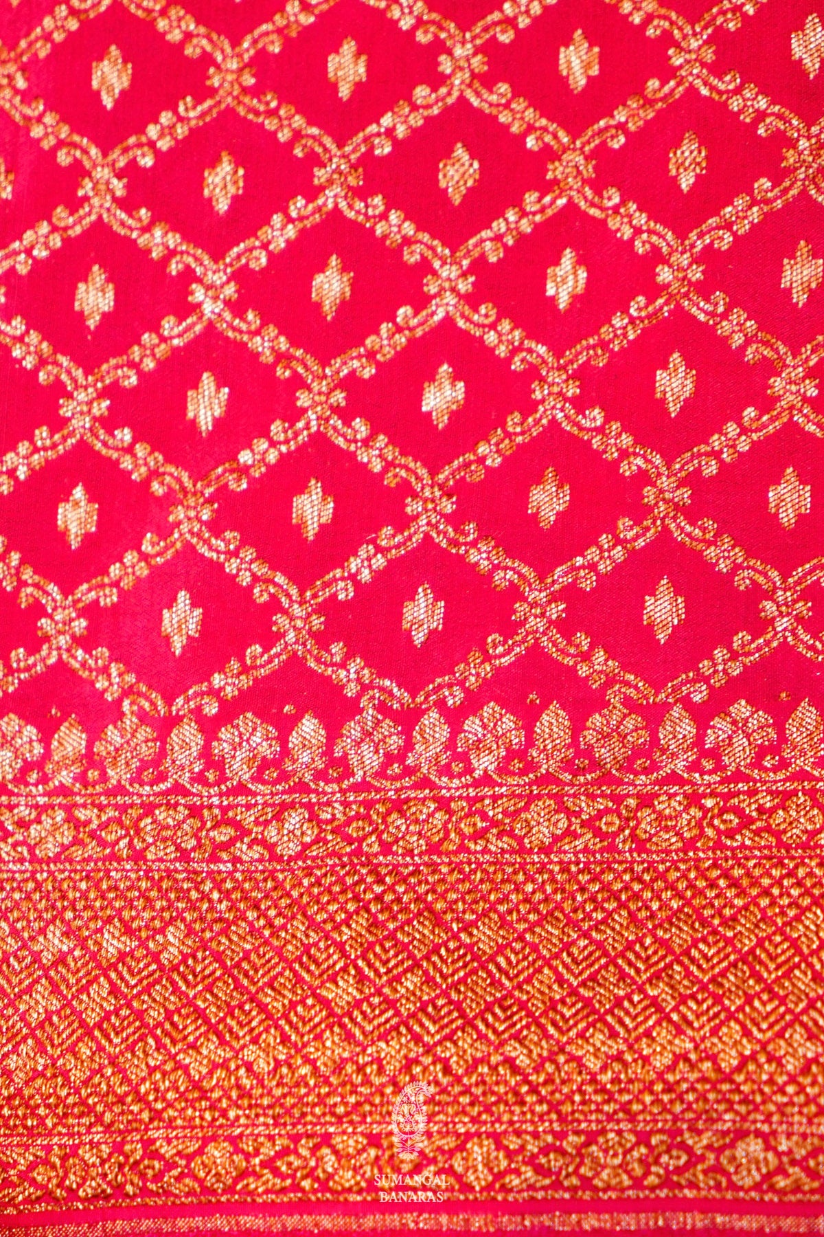 Handwoven Pink Banarasi Crepe Georgette  Saree