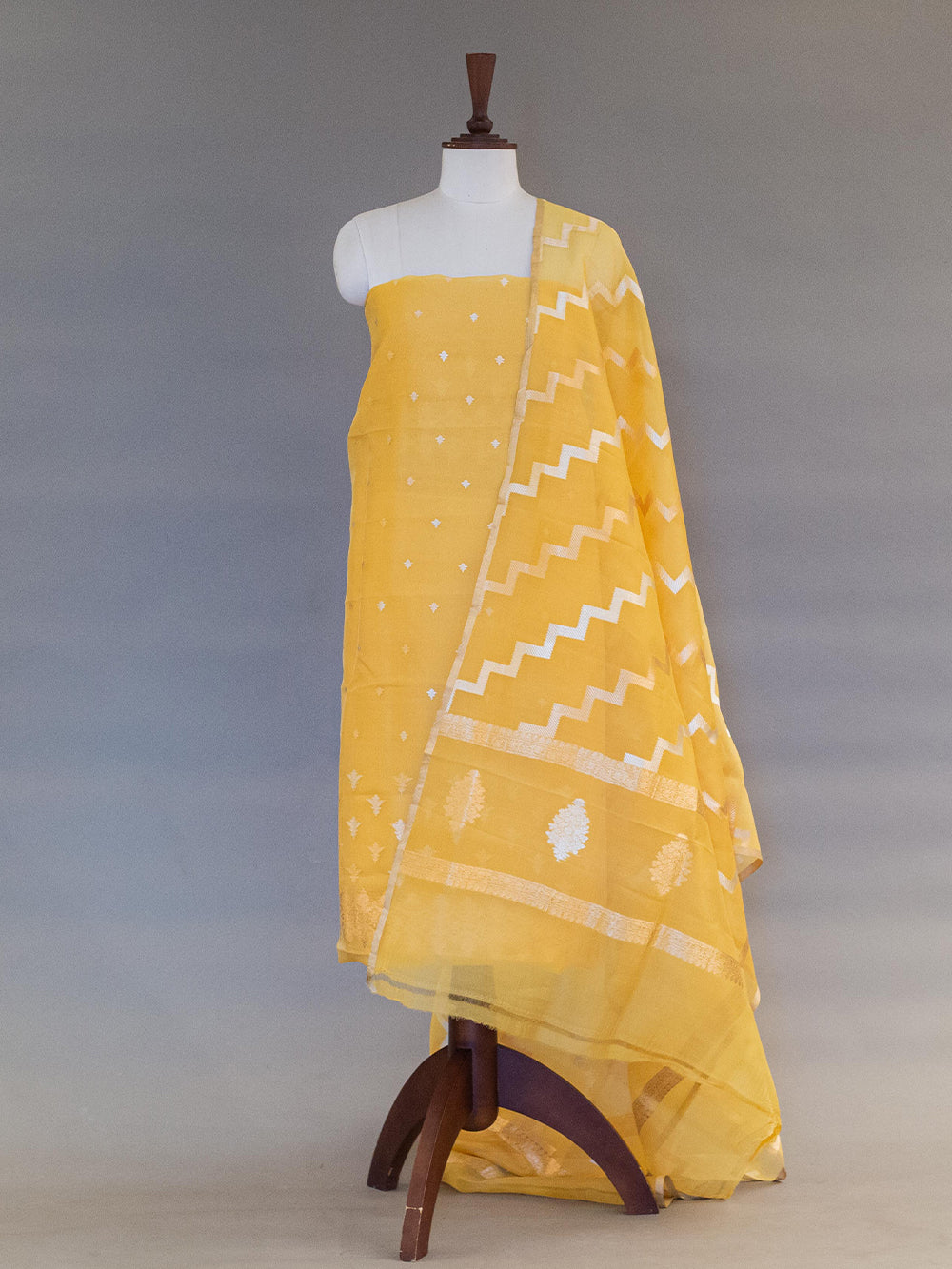 Handwoven Yellow Banarasi Linen Suit