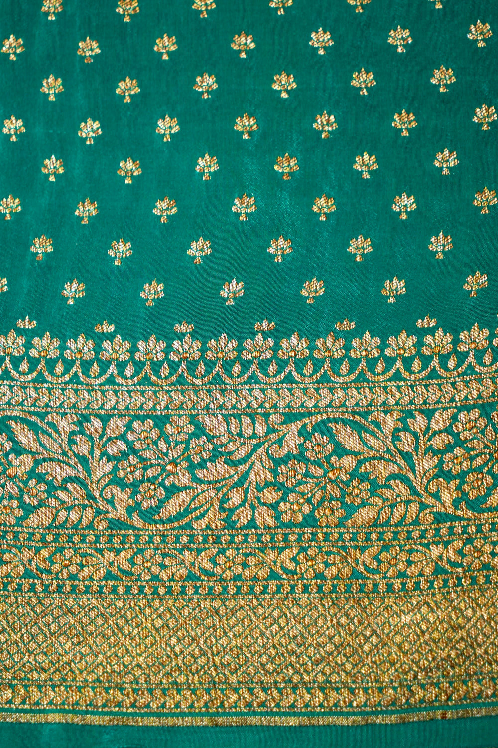 Handwoven Pine Green Banarasi Crape Georgette Saree