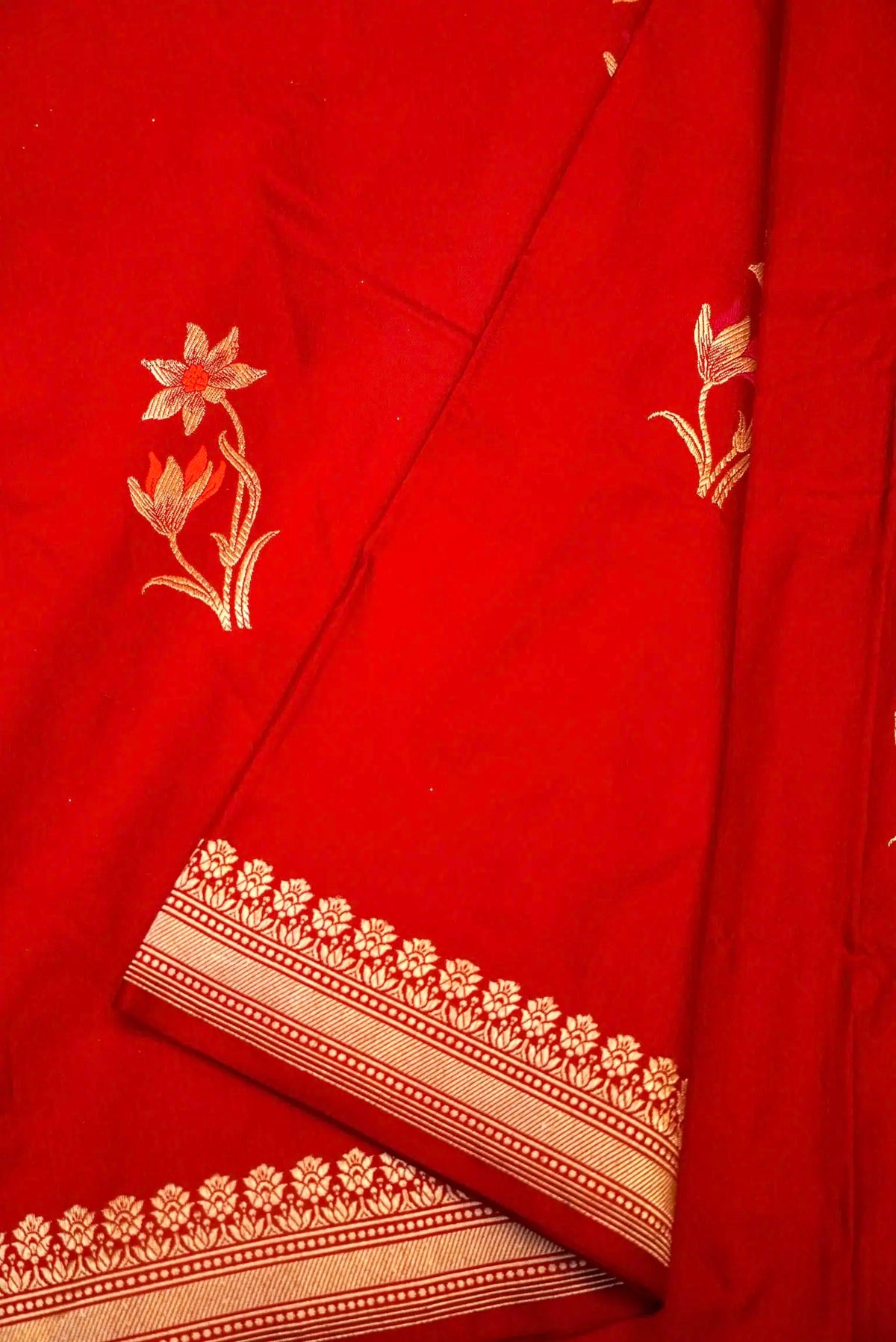 Handwoven Red Banarasi  Katan Silk Saree