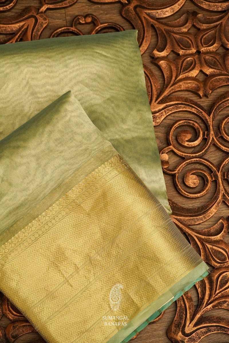 Handwoven Banarsi Mint Hint Kora Silk Saree