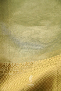 Handwoven Banarsi Mint Hint Kora Silk Saree