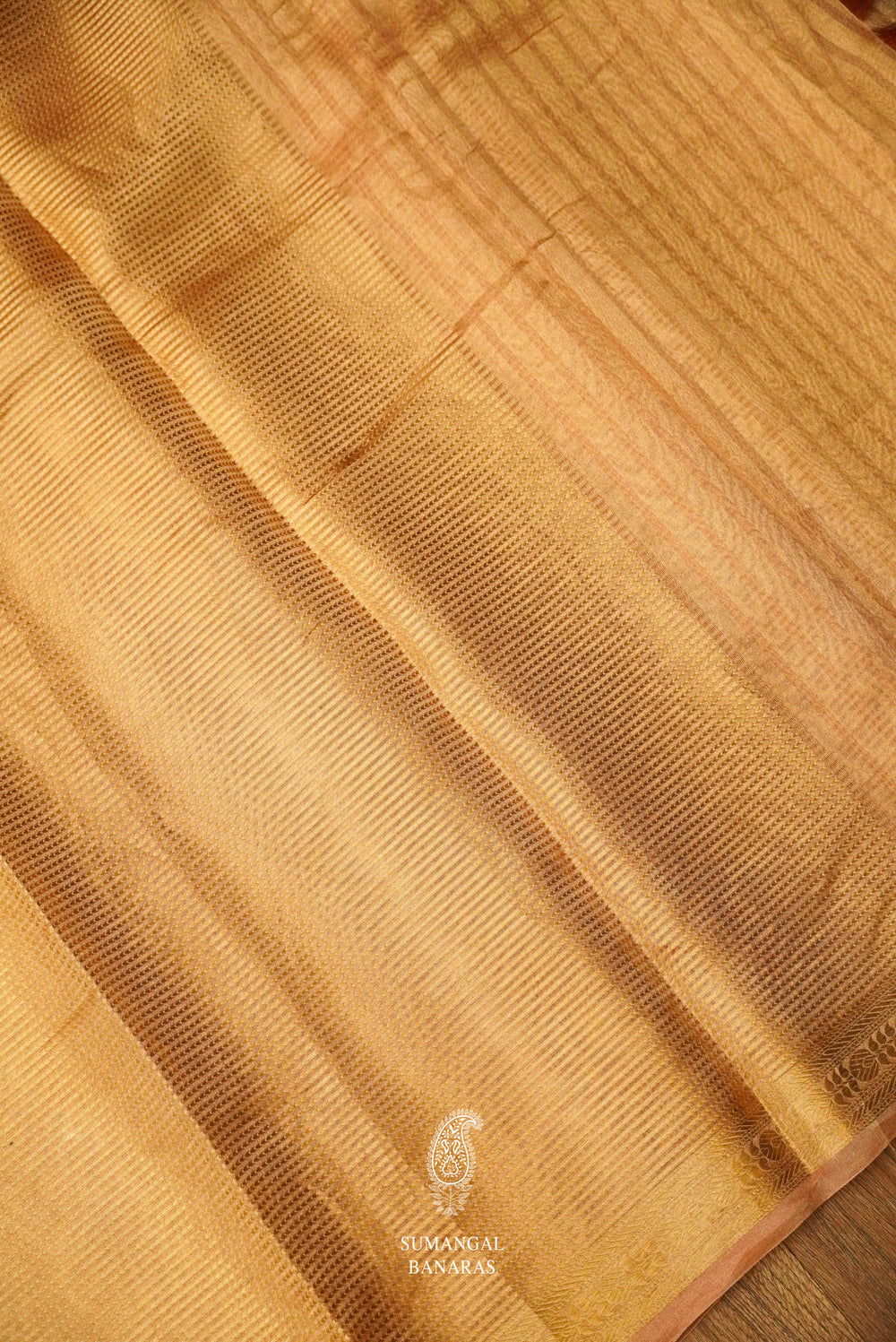 Handwoven Banarsi Tuba Gold Tissue Silk Saree