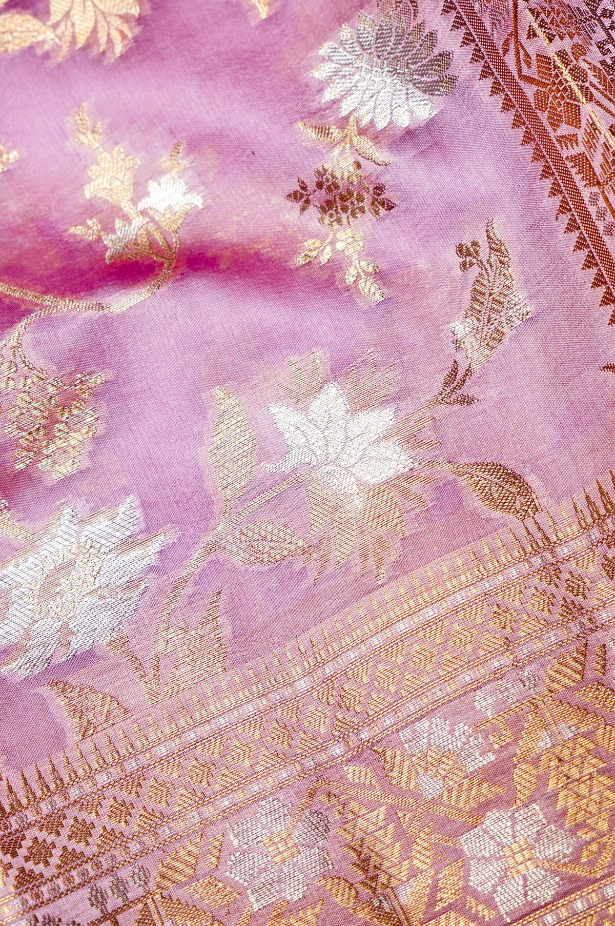 Handwoven Ligh Pink Banarasi Katan Soft Silk Saree