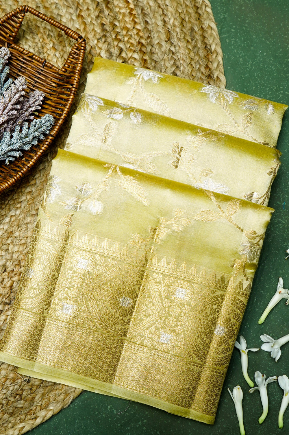 Handwoven Lime Yellow Banarasi Katan Soft Silk Saree