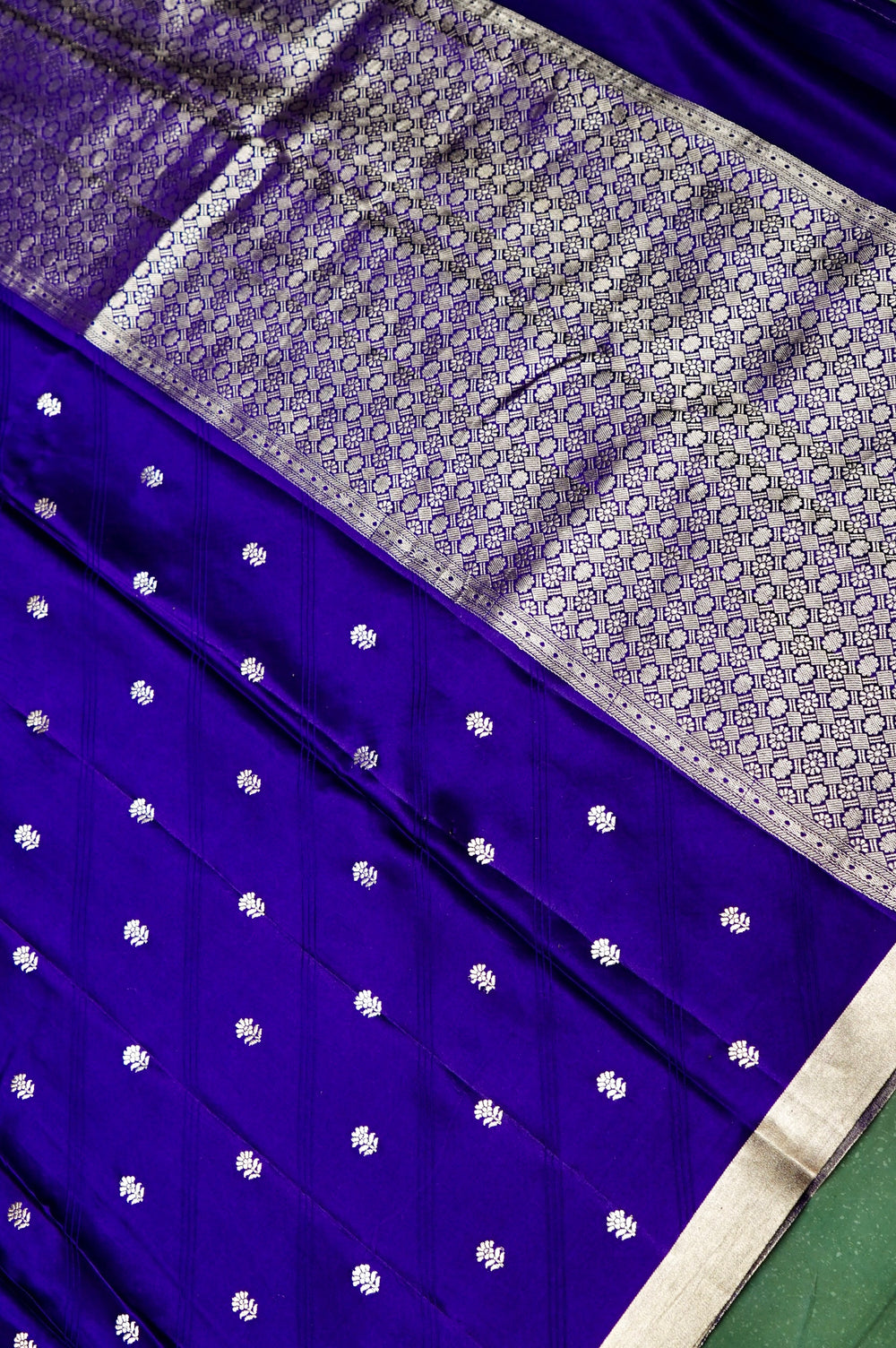 Handwoven Purple Banarasi Mashru Silk Saree