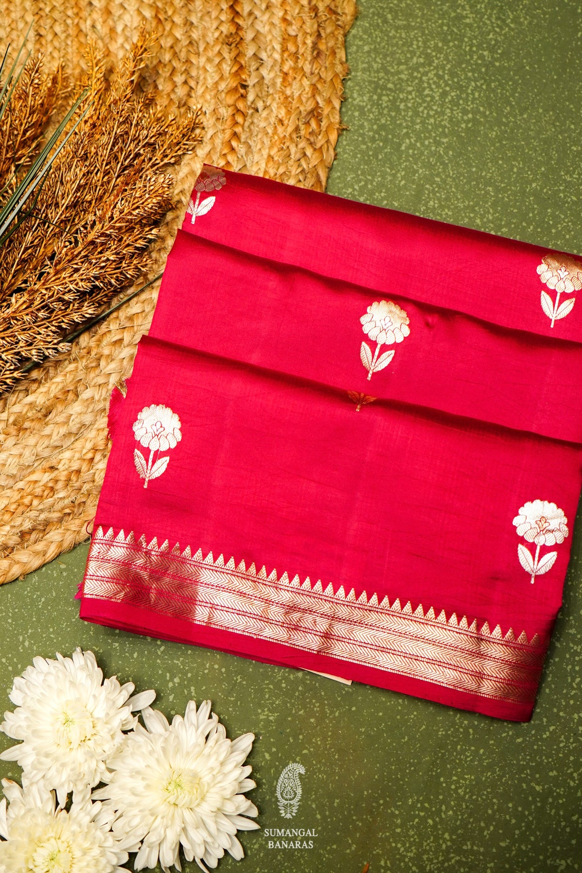 Handwoven Red Banarasi Katan Soft Silk Saree