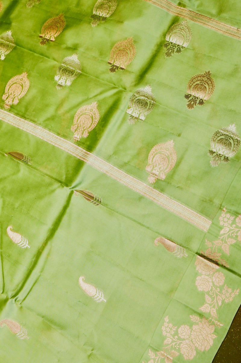 Handwoven Light Green Banarasi Katan Soft Silk Saree