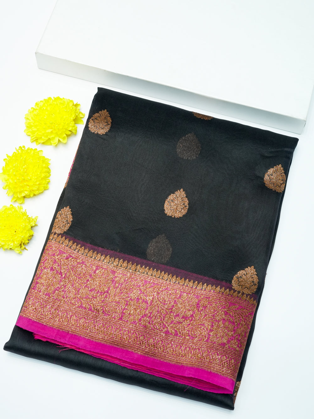 Handwoven Black Banarasi Organza Saree