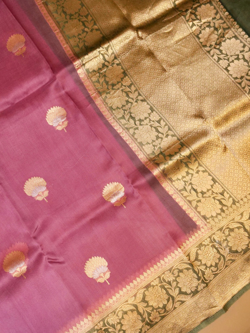 Handwoven Onion Pink Banarasi Organza Silk Saree