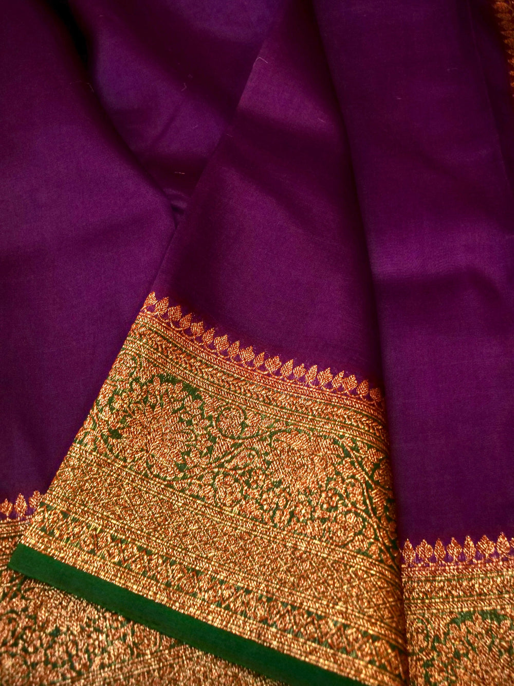 Handwoven Dark Purple  Banarasi Organza Silk Saree