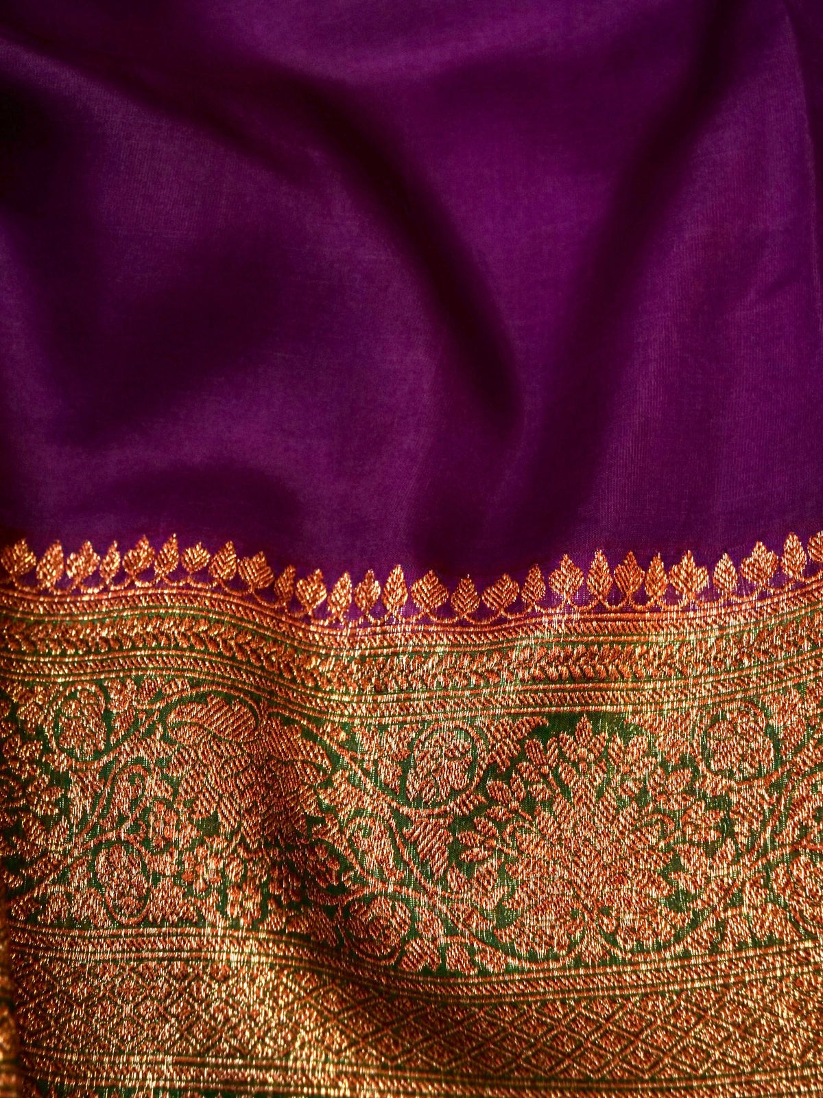 Handwoven Dark Purple  Banarasi Organza Silk Saree