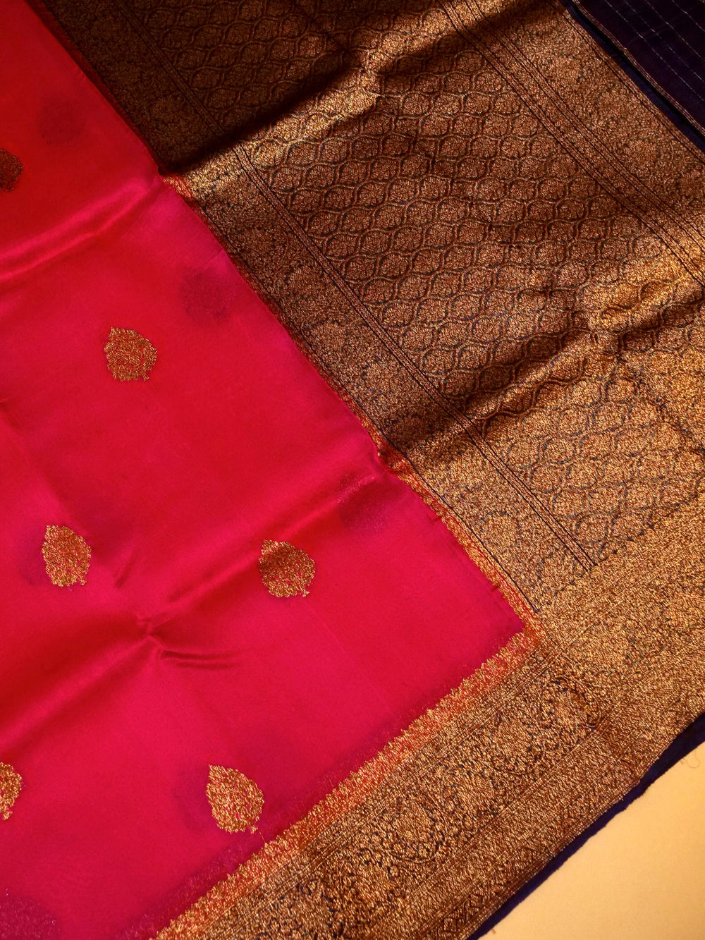 Handwoven Pink  Banarasi Organza Silk Saree