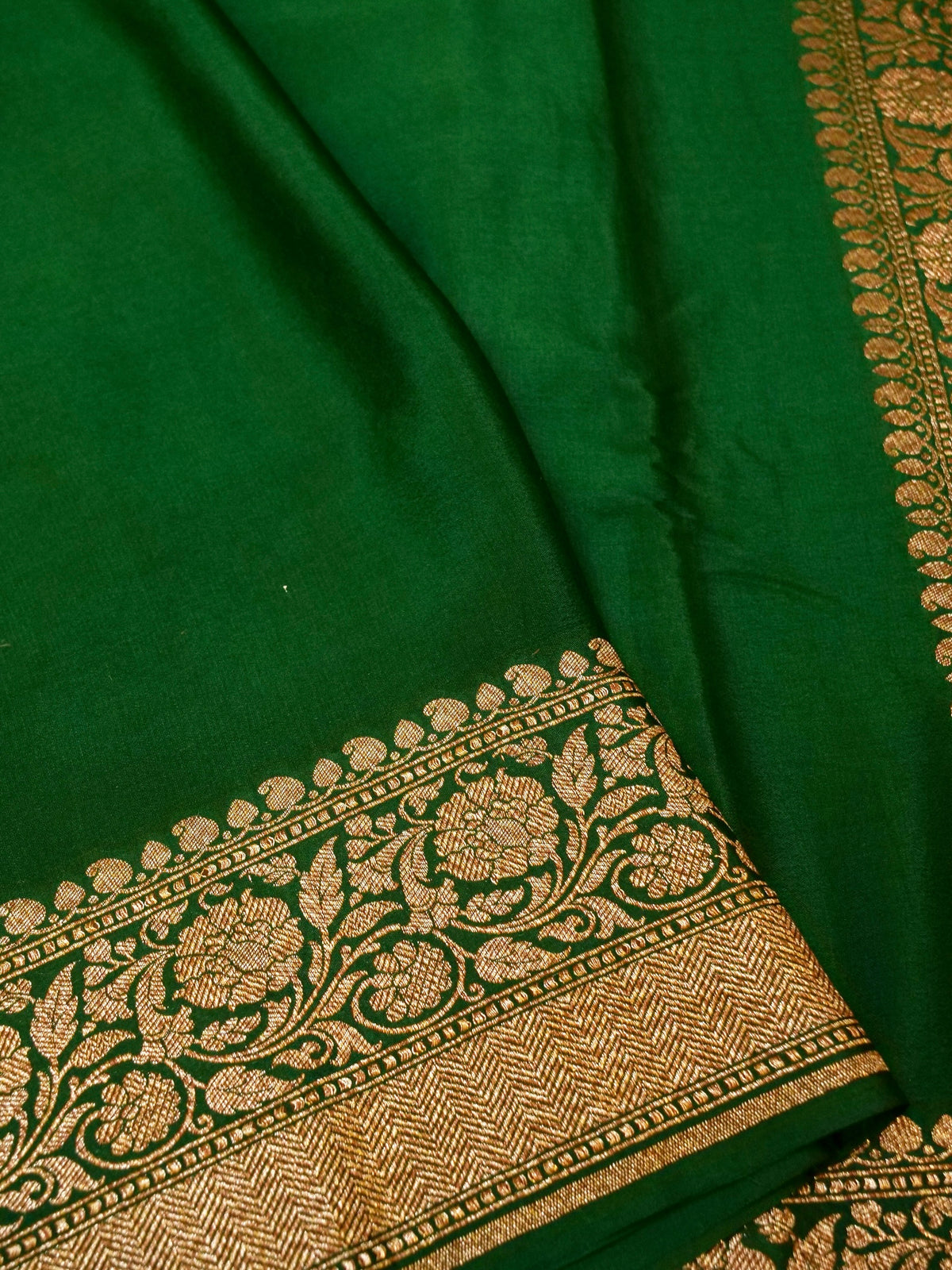 Handwoven Dark Green Banarasi Crepe Georgette Saree